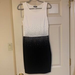 NWOT Venus Black/White Embellished Sleeveless Dress sz S